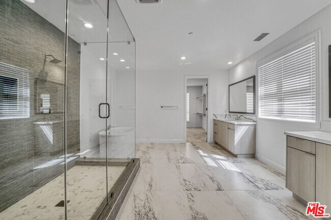 Building Photo - 20188 Marlow Ln