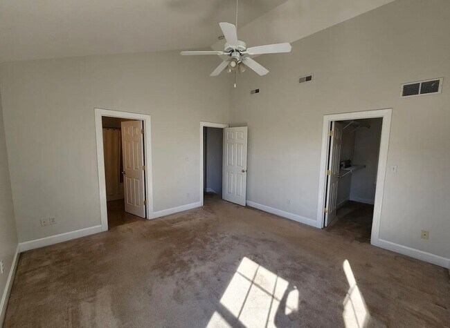 Building Photo - 4200 Blue Teal Pl