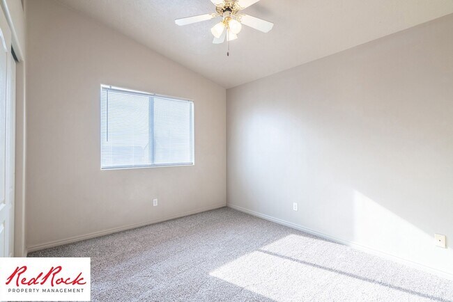 Building Photo - 1178 E 300 S