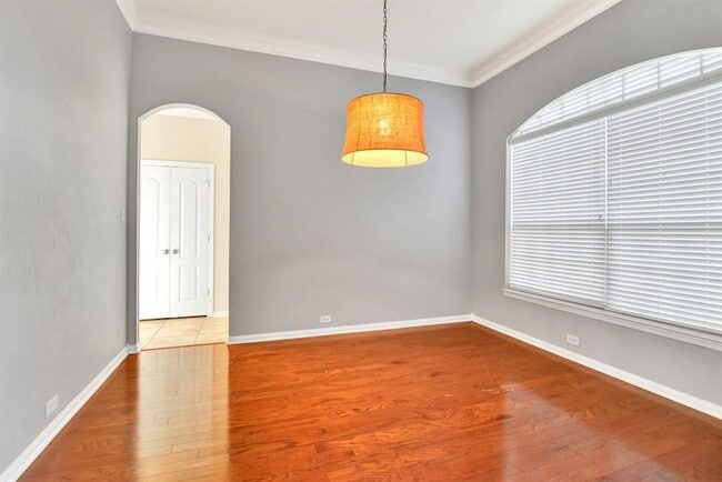 Building Photo - 25431 Hall Meadow Ln