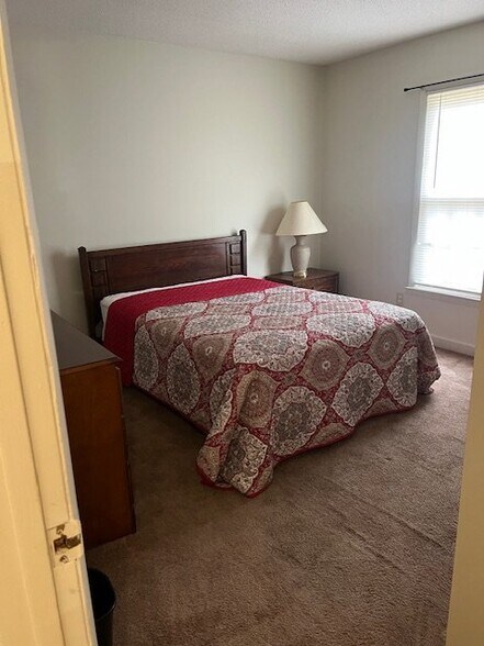 Building Photo - 279 Crabapple Cir