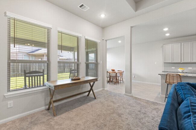 Building Photo - 423 Terra Vis Cir