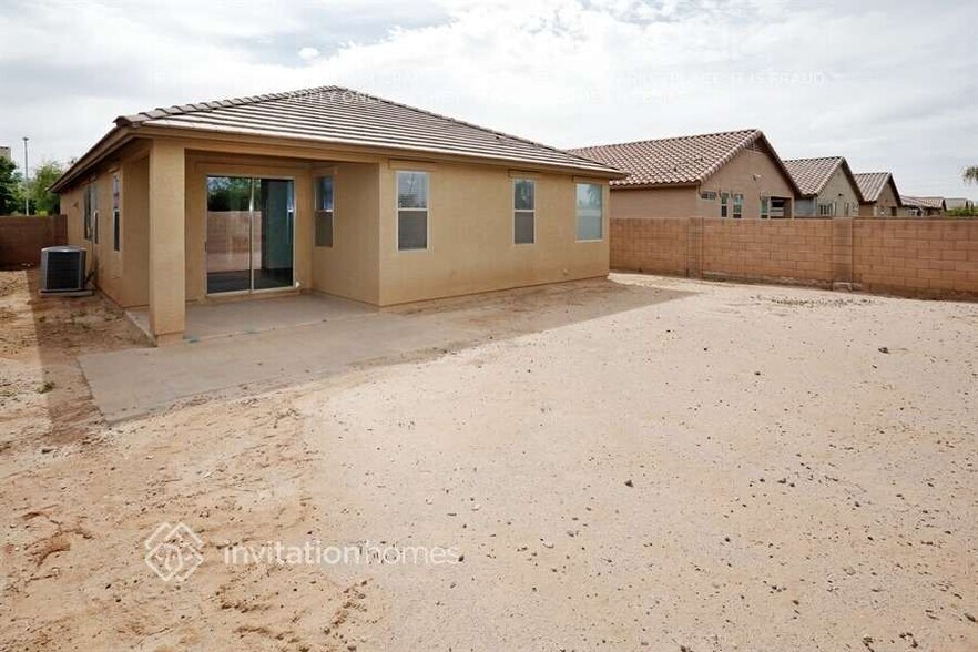 Building Photo - 7330 W Sophie Ln