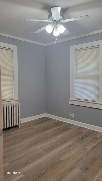 bed 1 - 209 Trites Ave
