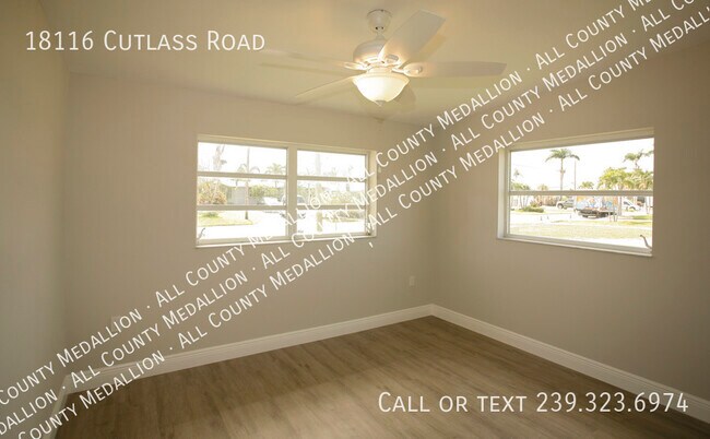 Building Photo - Fort Myers Beach Sailboat Access Home in t...