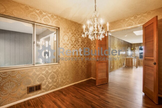 Building Photo - !!CALL US TODAY AT (505) 808-6467 TO SCHED...