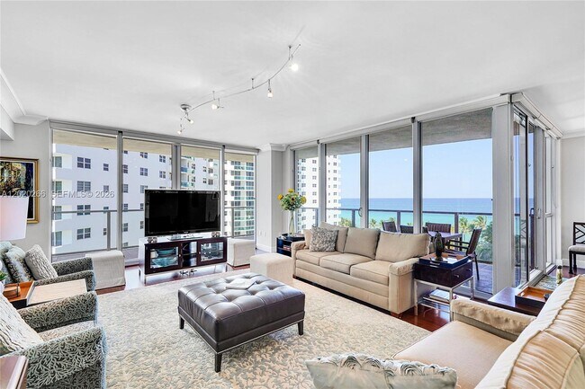 Building Photo - 3101 S Ocean Dr
