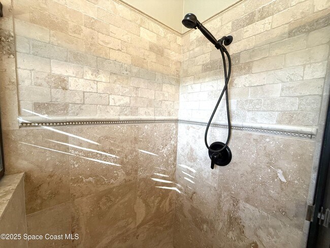 Building Photo - 108 Windward Way