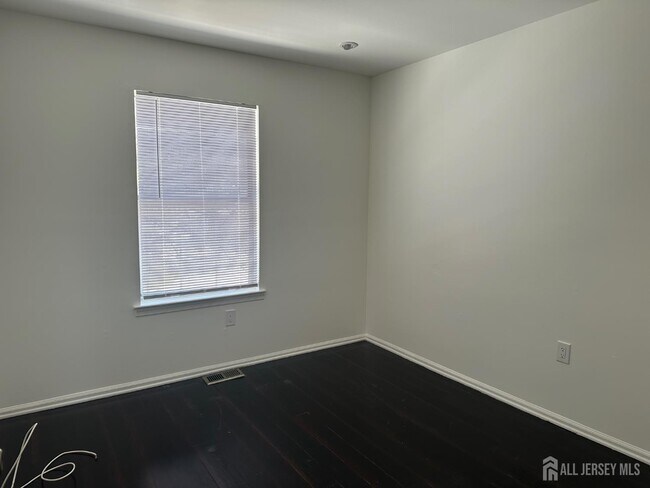 Building Photo - 402 Rittenhouse Ct