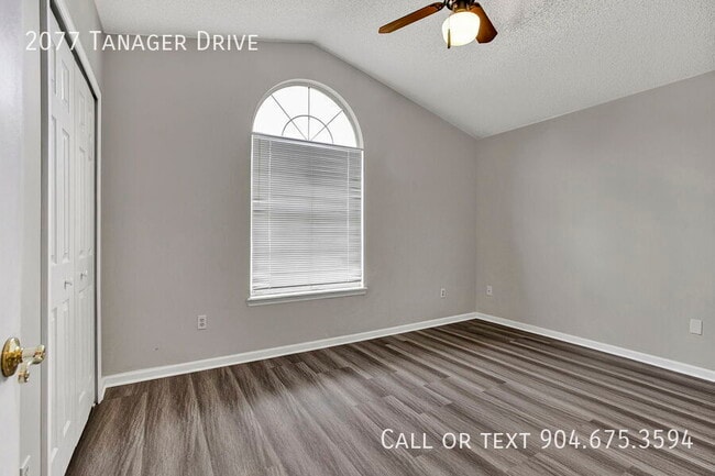 Building Photo - 2077 Tanager Dr