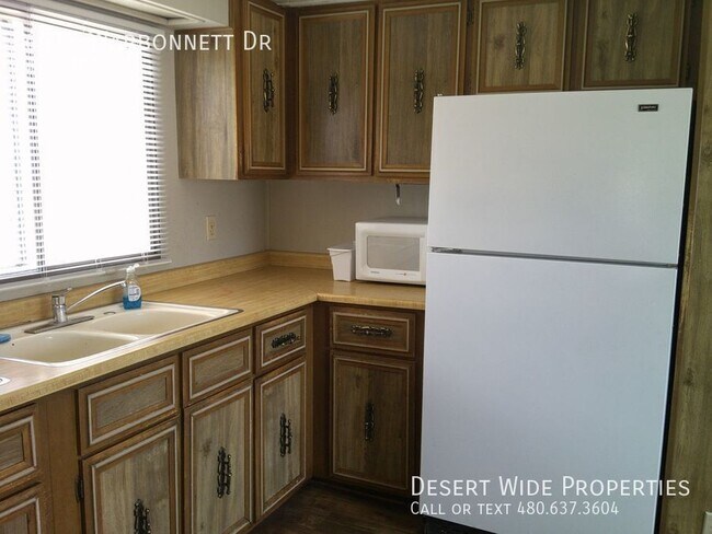Building Photo - 6415 N Warbonnet Dr
