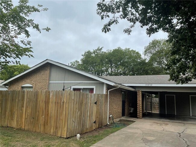 Building Photo - 10622 Golden Quail Dr