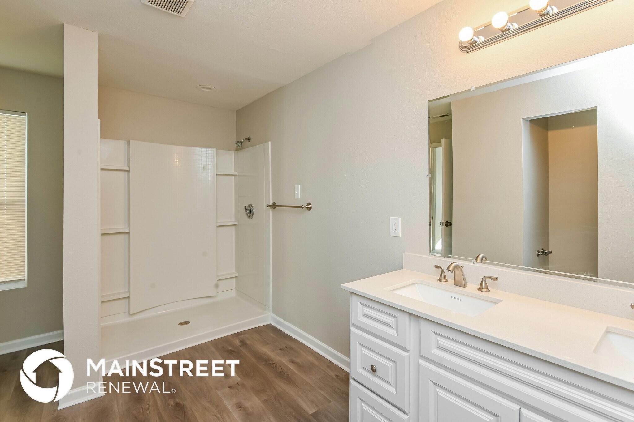 Building Photo - 700 Shellbark Dr