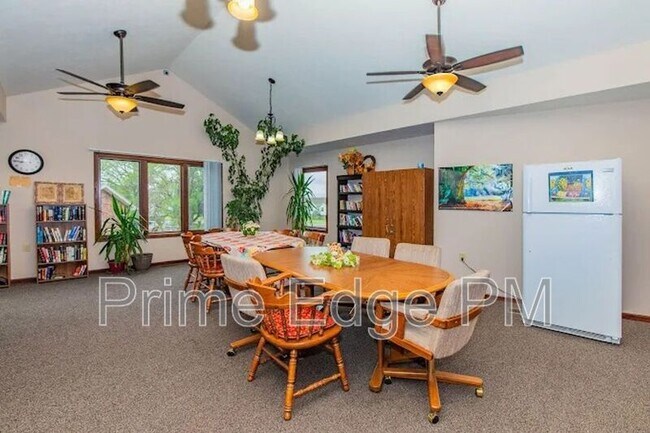 Building Photo - 1500 Knox St