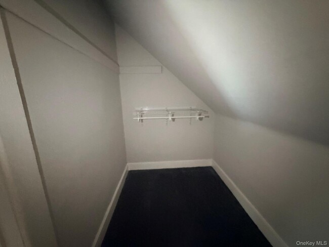 Building Photo - 1924 Commonwealth Ave