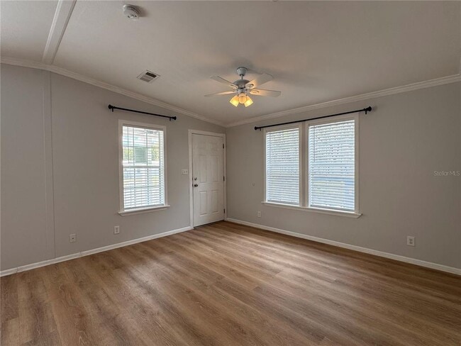 Building Photo - 3217 Old Tampa Hwy