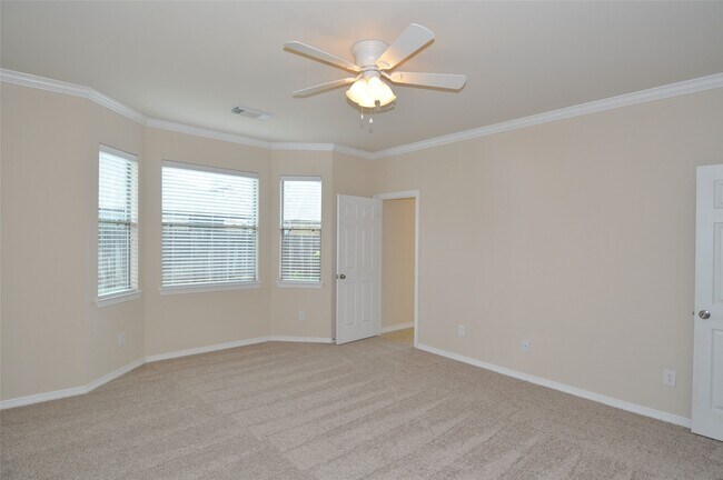 Building Photo - 20179 Royal Orchard Dr