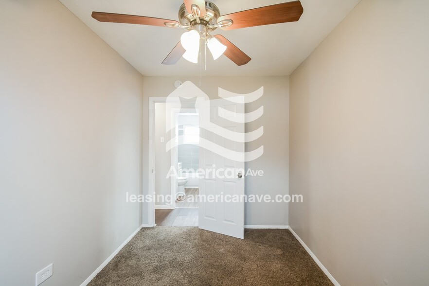 Building Photo - 2610 Horton Dr