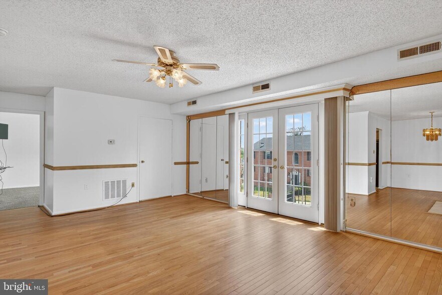 Building Photo - 3803 Swann Rd