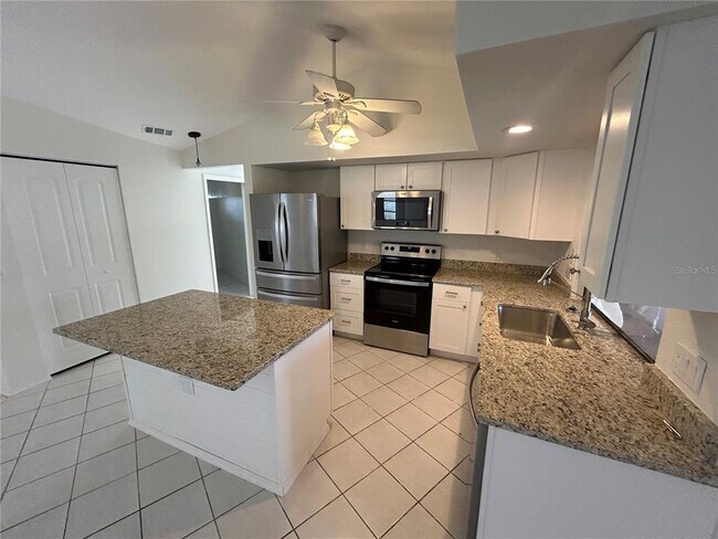 Building Photo - 2093 Rio De Janeiro Ave