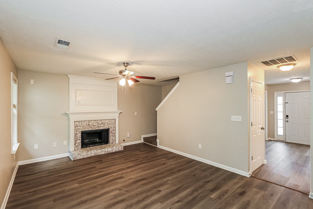 Building Photo - 4970 Promenade Dr SW