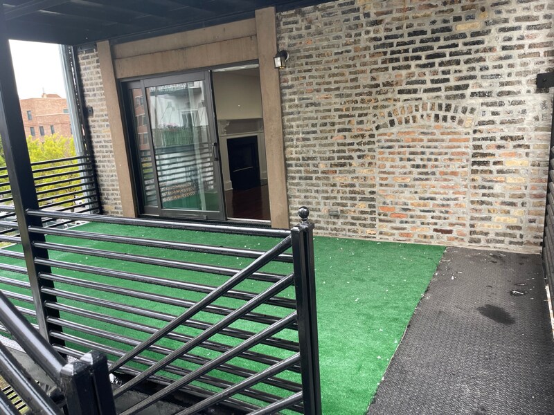 Building Photo - 1427 N Sedgwick St