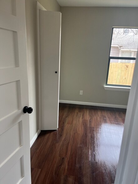 Bedroom 2 closet - 2626 W Ashby Plz