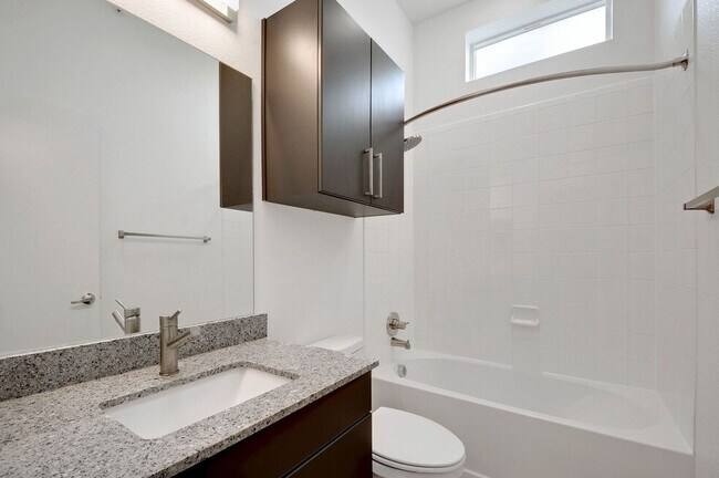 Building Photo - Aspire North Austin