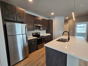 Building Photo - 5604 Schroeder Rd