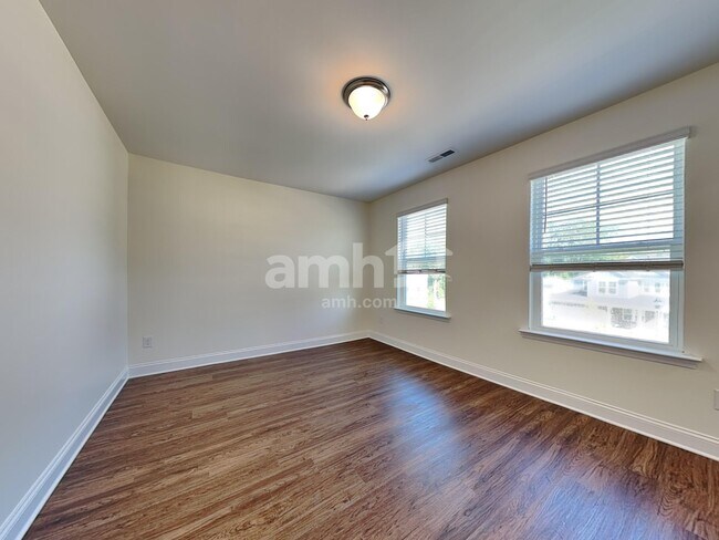 Building Photo - 14114 Millers Creek Ln