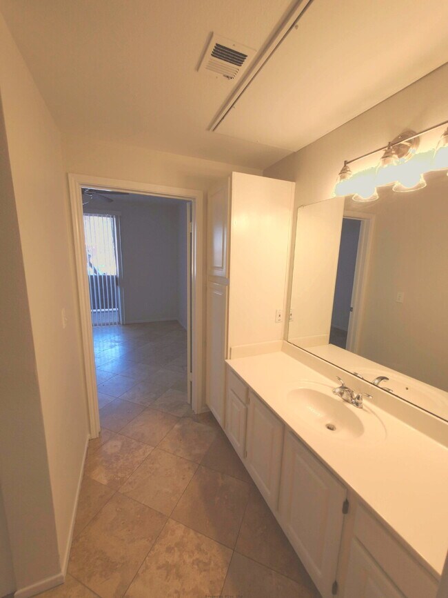Building Photo - 7009 E Acoma Dr