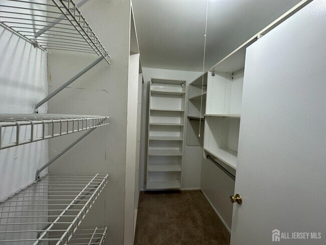 Building Photo - 1006 Aspen Dr