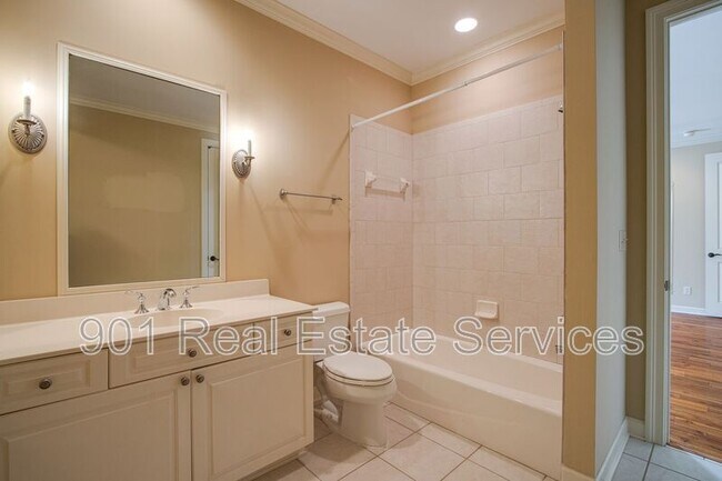 Building Photo - 3549 Lily Ln