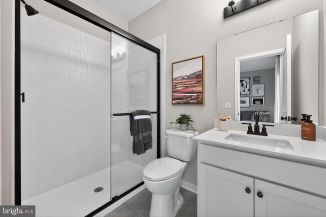 Building Photo - 44 Basswood St