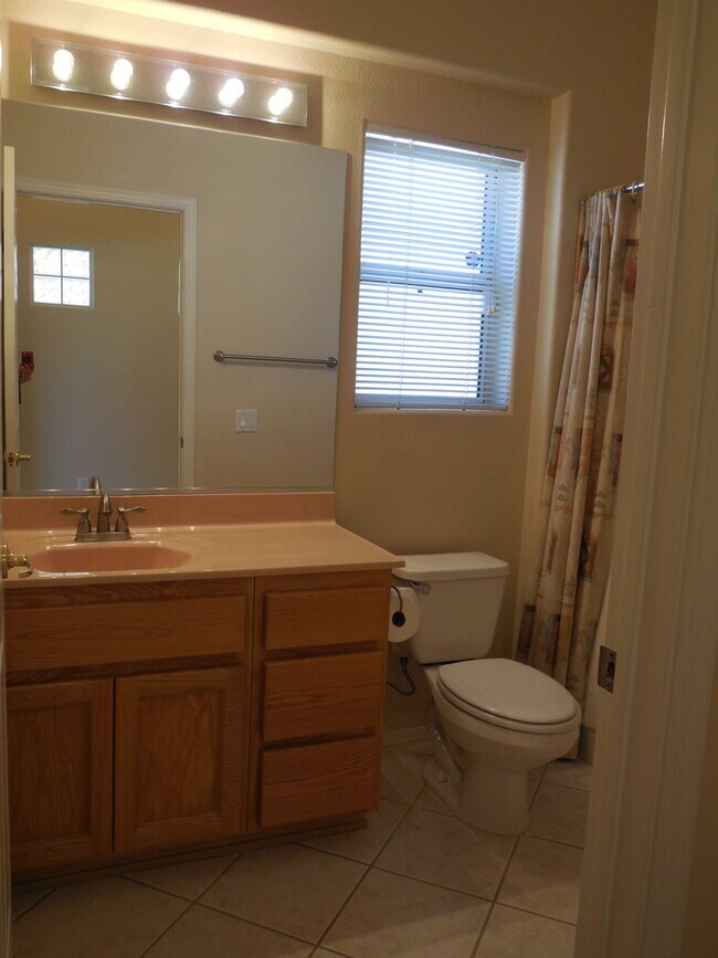 Building Photo - SUN CITY SUMMERLIN TWO BEDROOM - MONARCH F...
