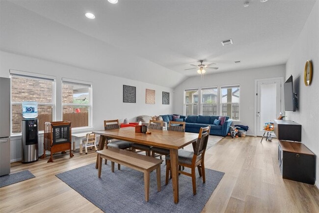 Building Photo - 5855 San Savino Dr