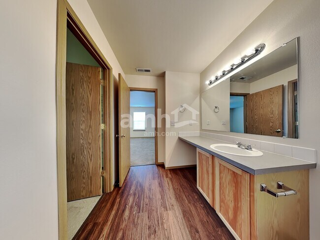 Building Photo - 10310 193rd Street Court E