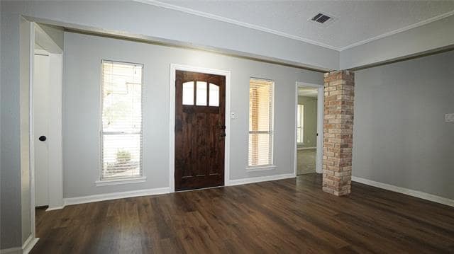 Building Photo - 7113 Ridgeview Dr