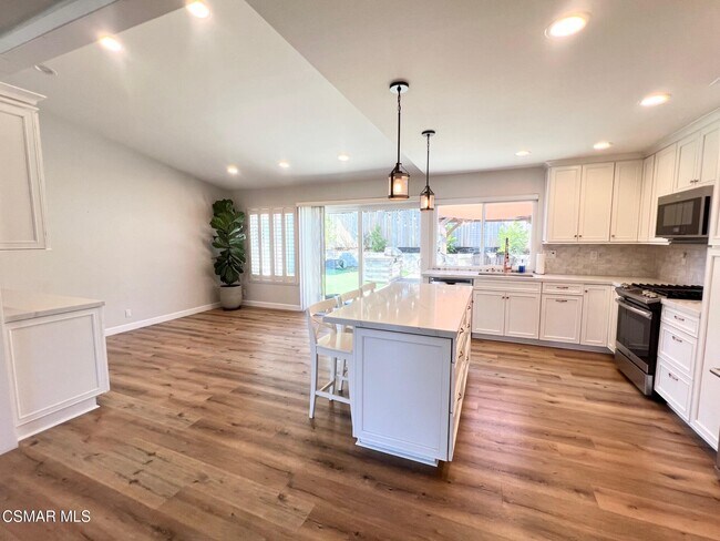 Building Photo - 5346 Cherry Ridge Dr