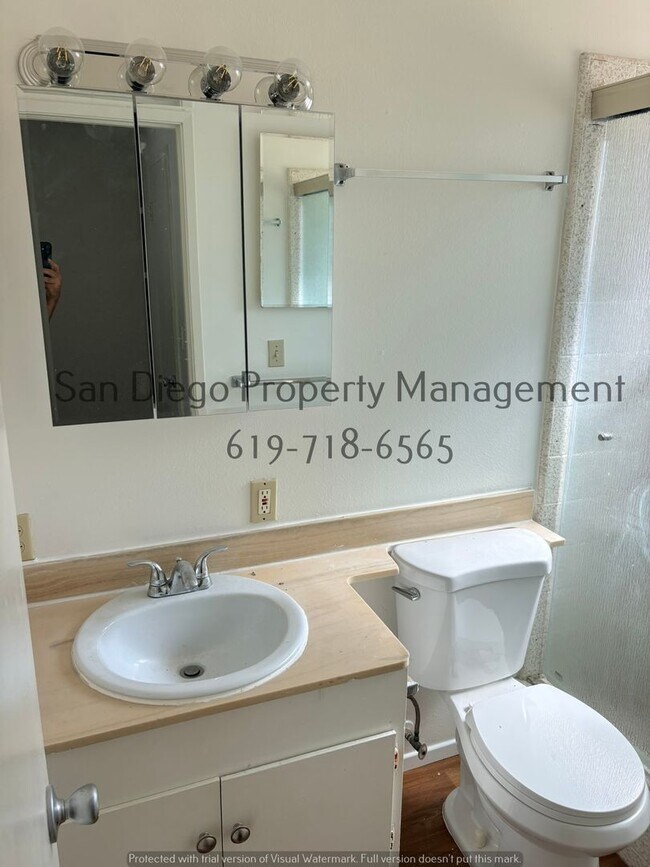 Building Photo - Charming 3-Bed with New LVP Flooring & Scenic Backyard Views