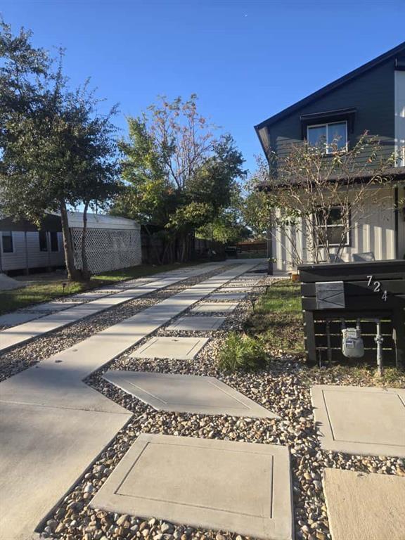 Primary Photo - 724 Ramsey Ave