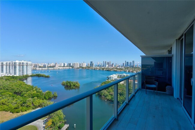 Building Photo - 16385 Biscayne Blvd