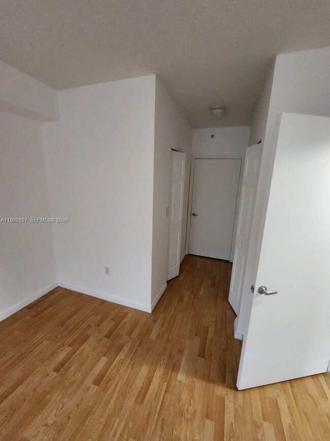 Building Photo - 11060 SW 196th St