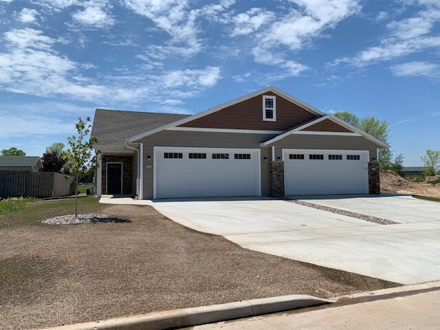 Building Photo - 2126 Zimmer Dr