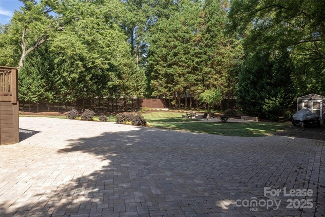 Building Photo - 311 S Academy St