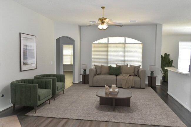 Building Photo - 11111 Sprucedale Ct