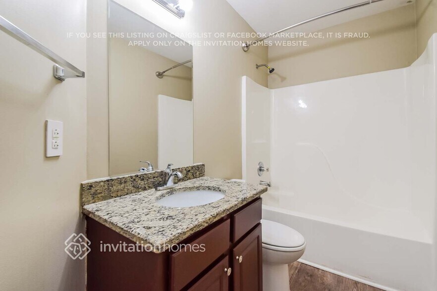 Building Photo - 169 Stoneforest Dr