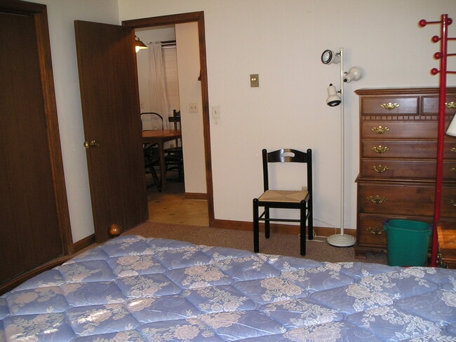 Building Photo - 27 Woodland Hills