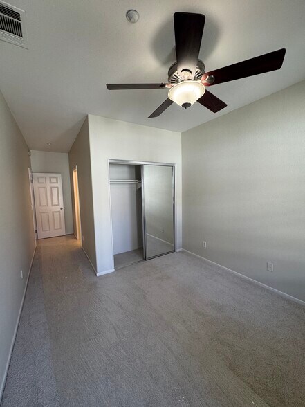 Building Photo - 7860 Via Belfiore