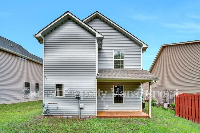 Building Photo - 121 Crown Ct